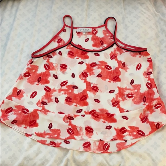 Kisses tank top size extra small - Picture 1 of 2